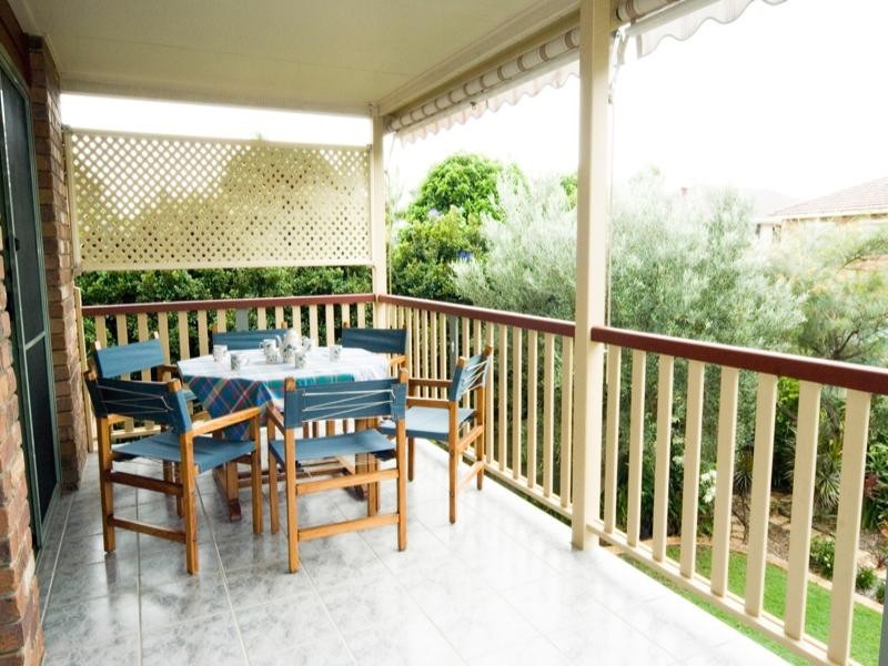 20 Stewart Parade, Manly QLD 4179