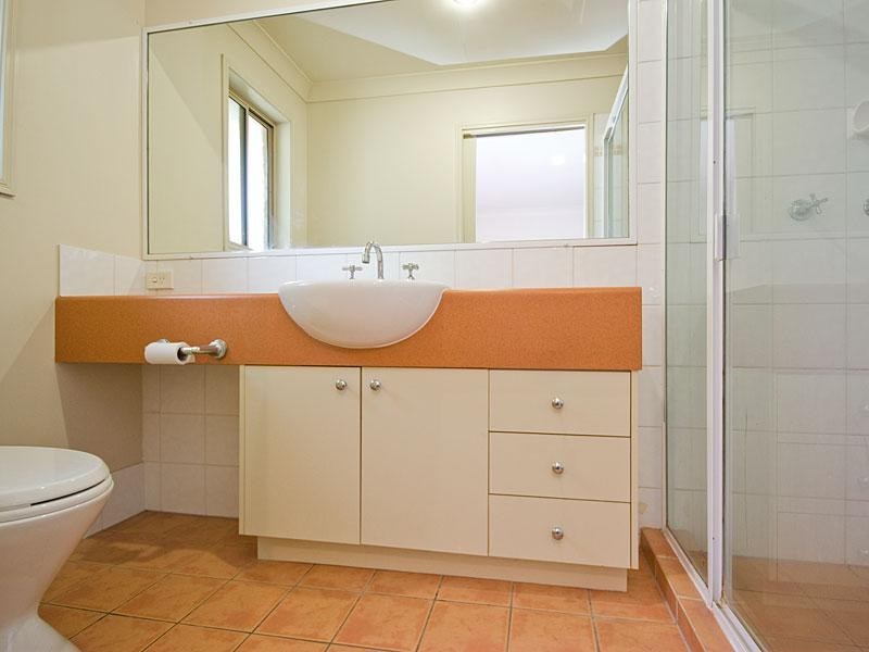 3 Jacqueline Place, Wynnum West QLD 4178