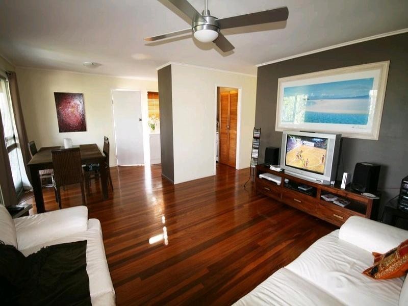 36 Pansy Street, Wynnum QLD 4178