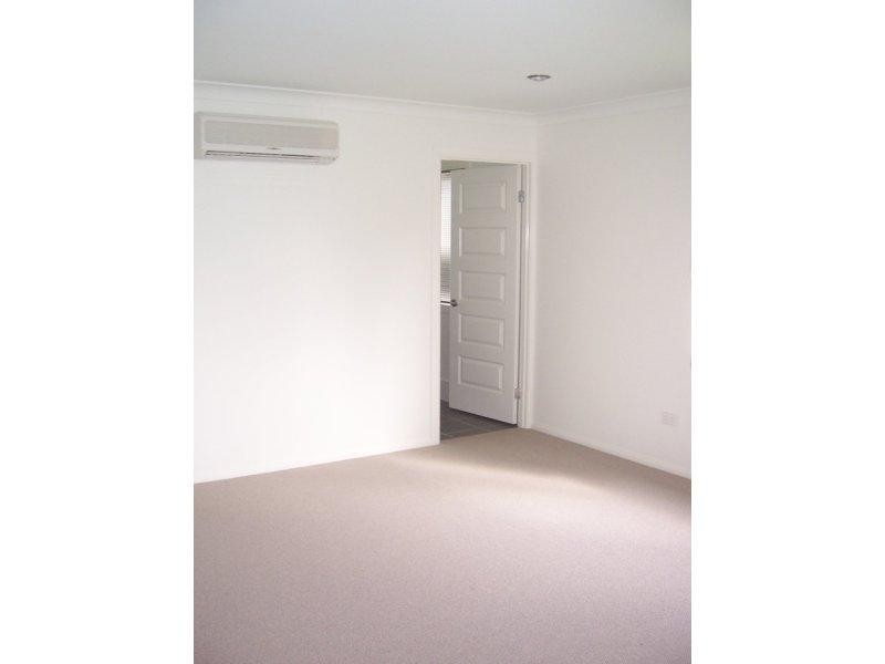 58 Yarra Road, Wakerley QLD 4154