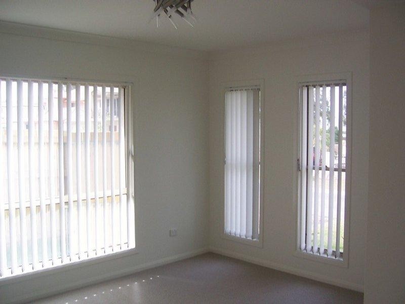 58 Yarra Road, Wakerley QLD 4154