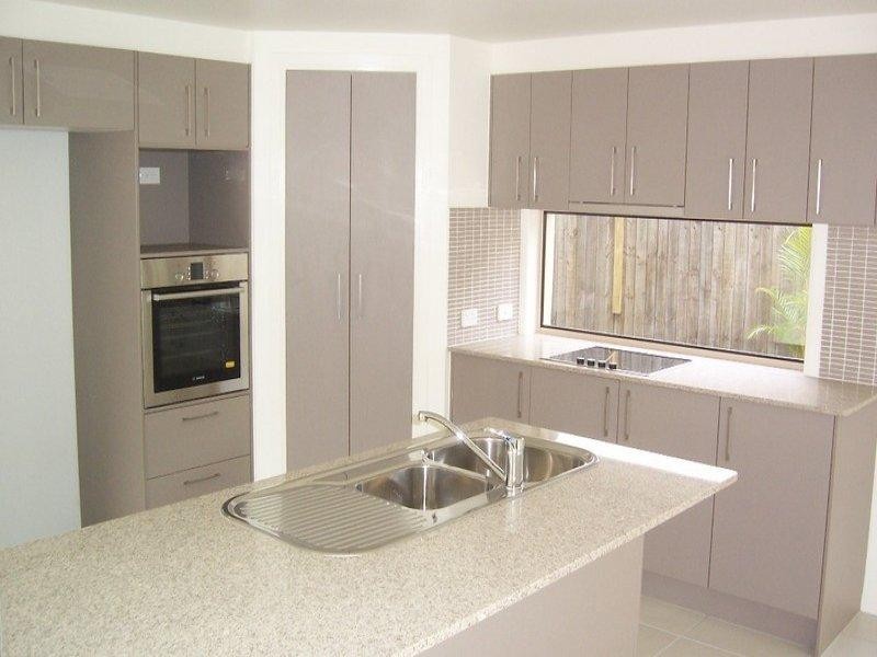 58 Yarra Road, Wakerley QLD 4154