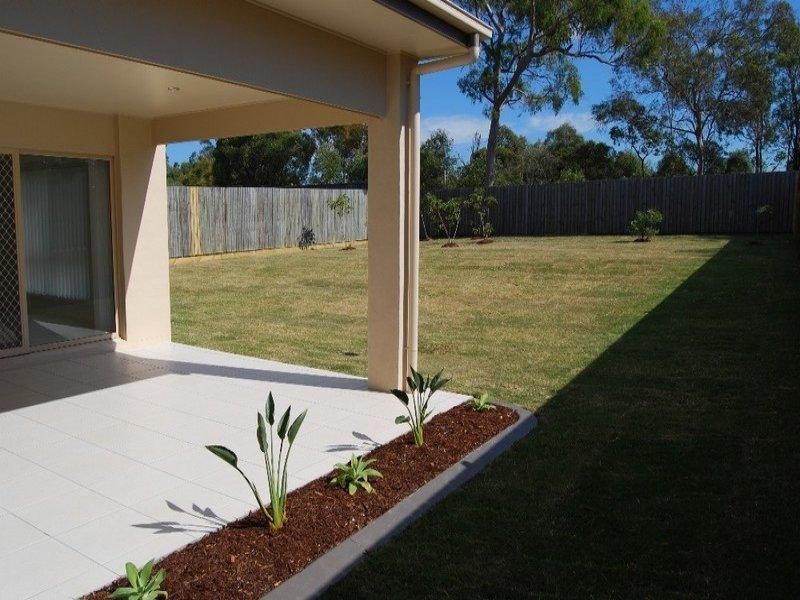 58 Yarra Road, Wakerley QLD 4154