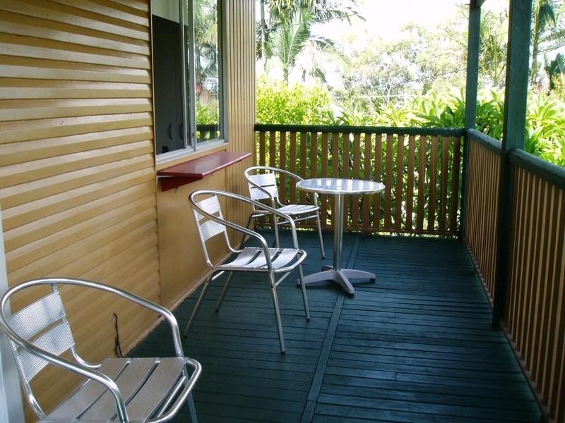 11 Arakurta Street, Lota QLD 4179