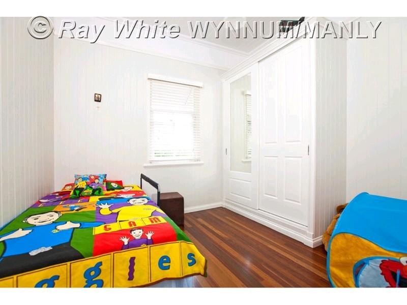 36 Pine Street, Wynnum QLD 4178