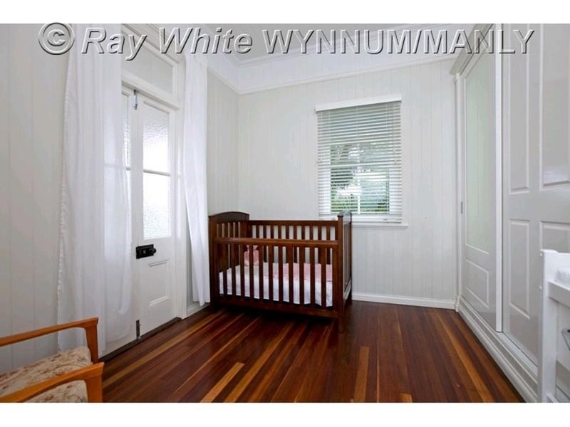 36 Pine Street, Wynnum QLD 4178