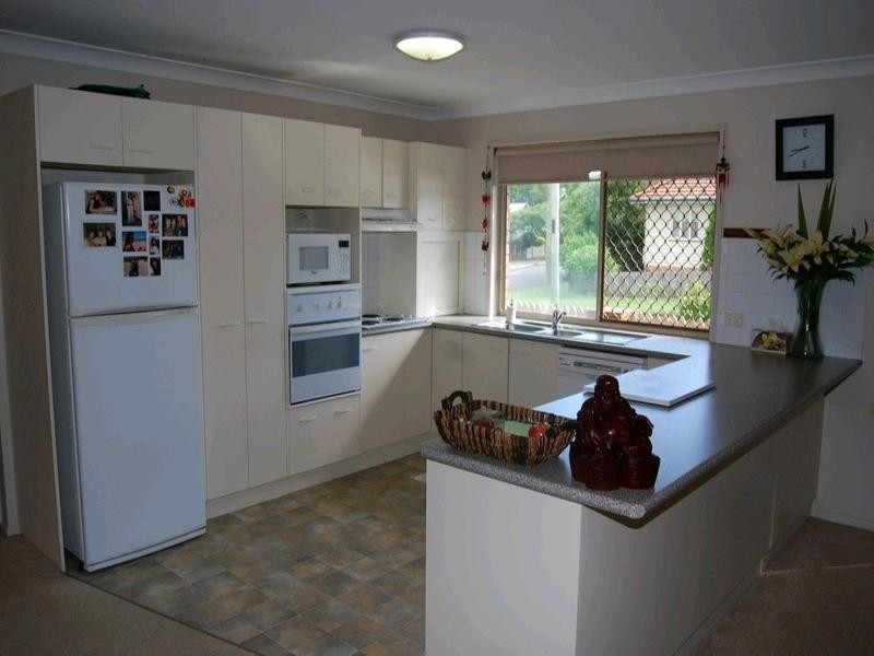 22 Irene Street, Wynnum QLD 4178