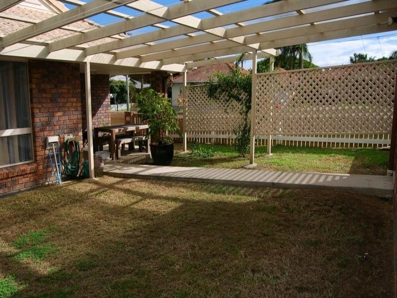 22 Irene Street, Wynnum QLD 4178