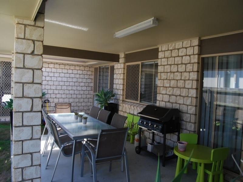 17 Baychester Place, Wakerley QLD 4154