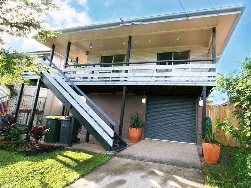 36 Pansy Street, Wynnum QLD 4178