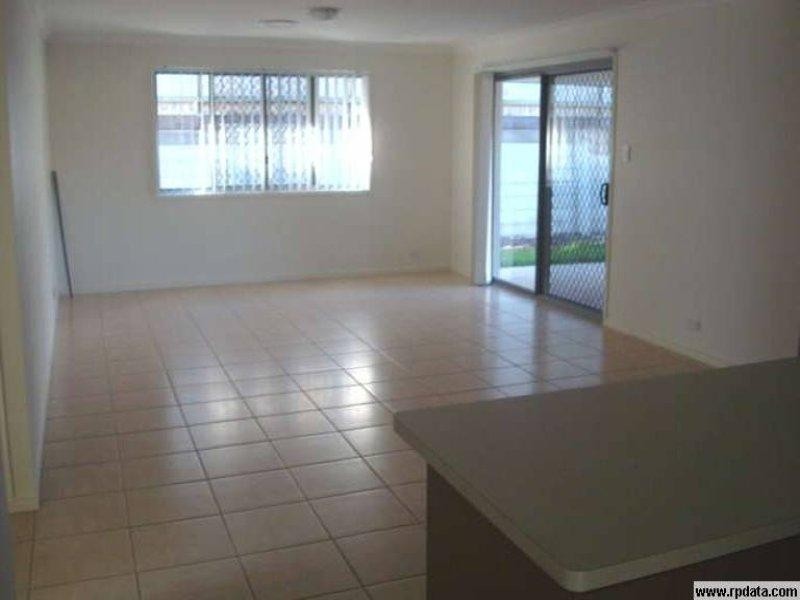 1 Dundee Crescent, Wakerley QLD 4154