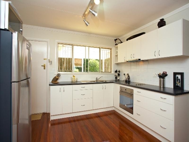 4 Nirimba, Manly West QLD 4179