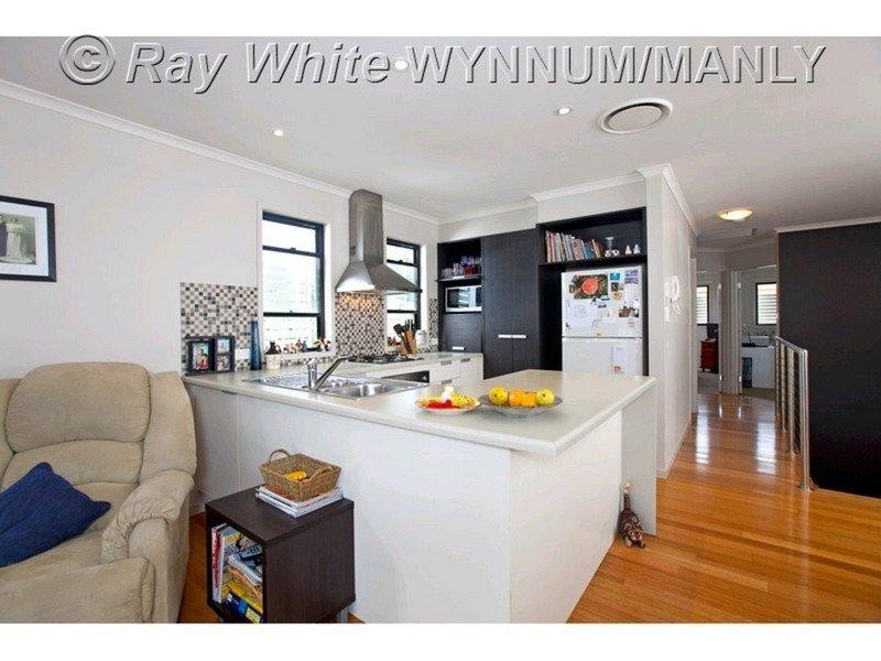 2/60 Berrima Street, Wynnum QLD 4178