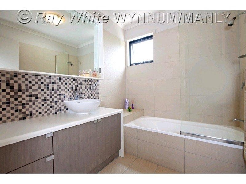 2/60 Berrima Street, Wynnum QLD 4178