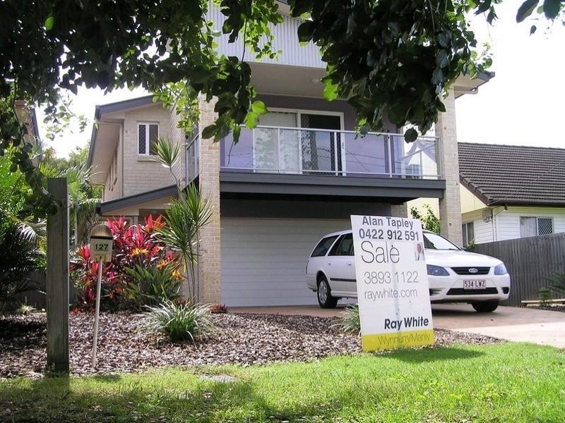 127 Blackwood Road, Manly West QLD 4179