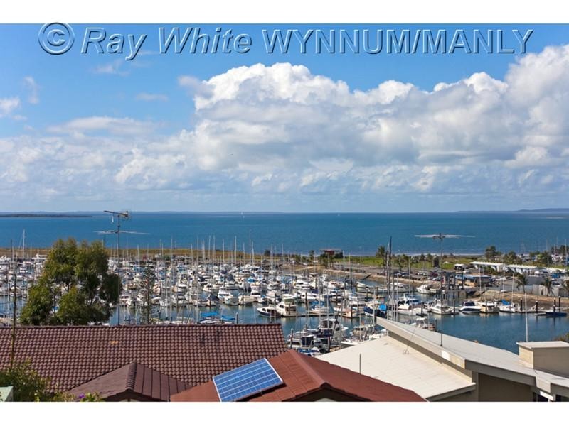 86 Oceana Terrace, Manly QLD 4179