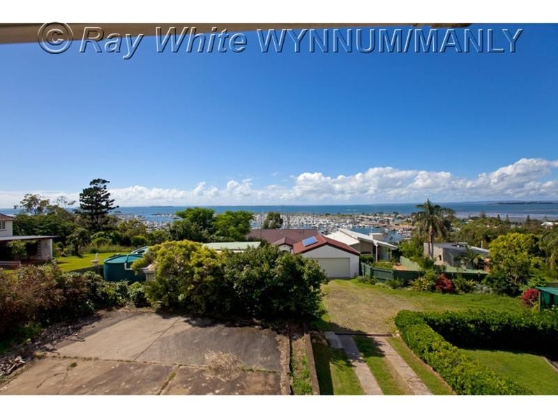 86 Oceana Terrace, Manly QLD 4179