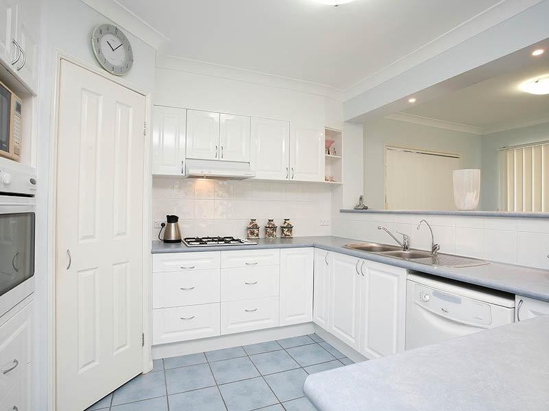 35 Pansy Street, Wynnum QLD 4178