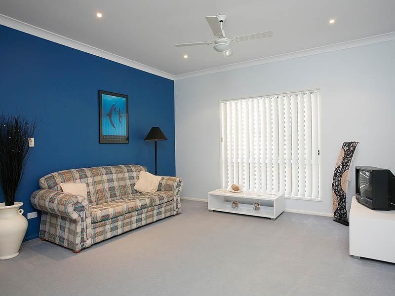 35 Pansy Street, Wynnum QLD 4178