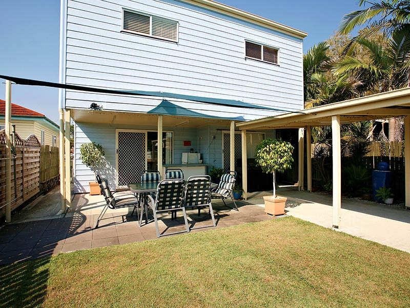 35 Pansy Street, Wynnum QLD 4178