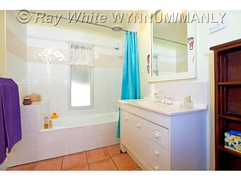 152 Wondall Road, Manly West QLD 4179