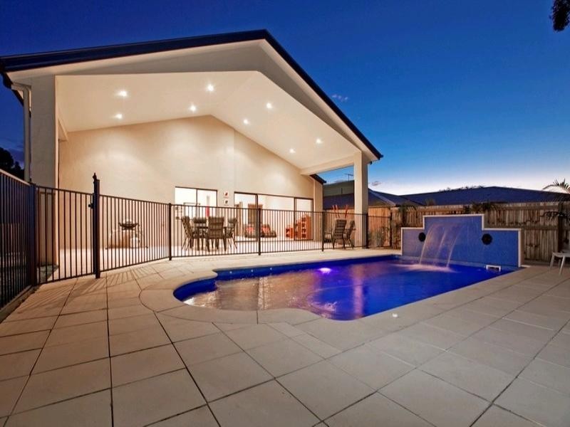 16 Baychester Place, Wakerley QLD 4154