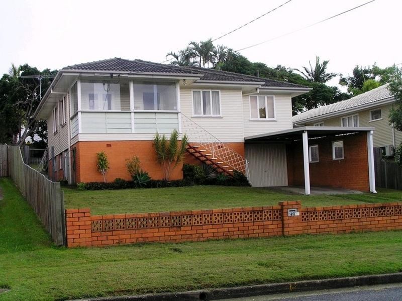 39 Rickston Street, Manly West QLD 4179