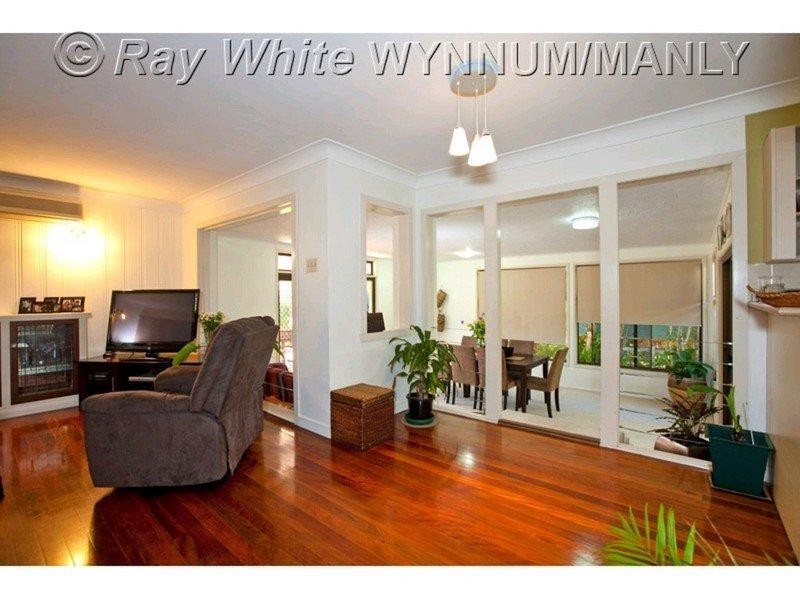 8 Glenshiel Street, Wynnum West QLD 4178