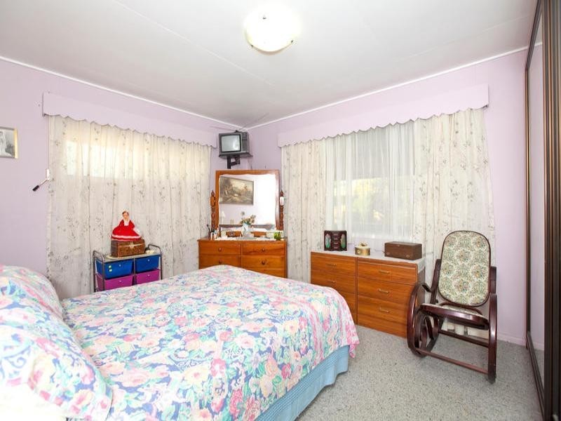 35 Bonniebrae Street, Wynnum West QLD 4178