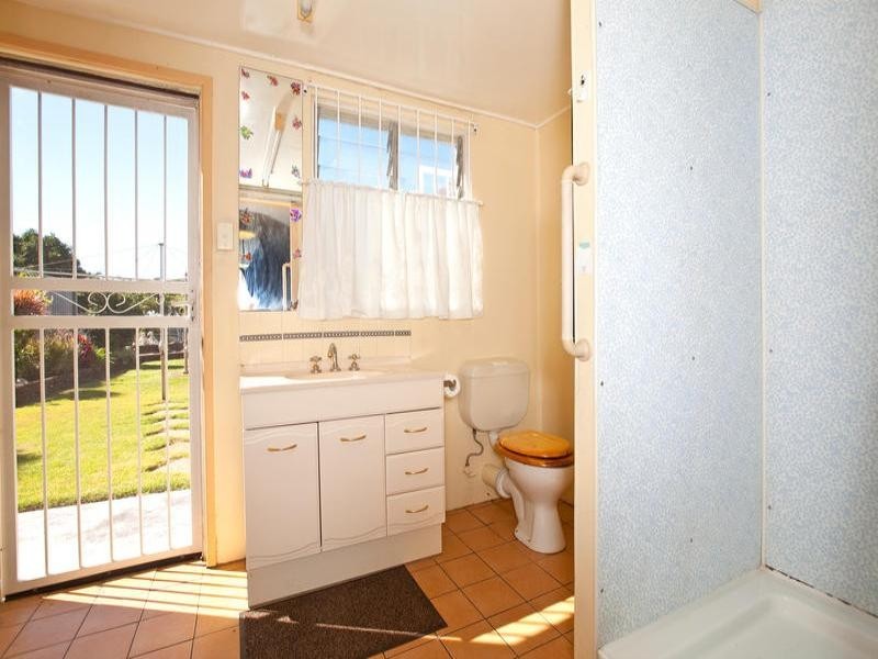 35 Bonniebrae Street, Wynnum West QLD 4178