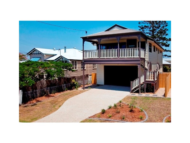 102 Gordon Parade, Manly QLD 4179