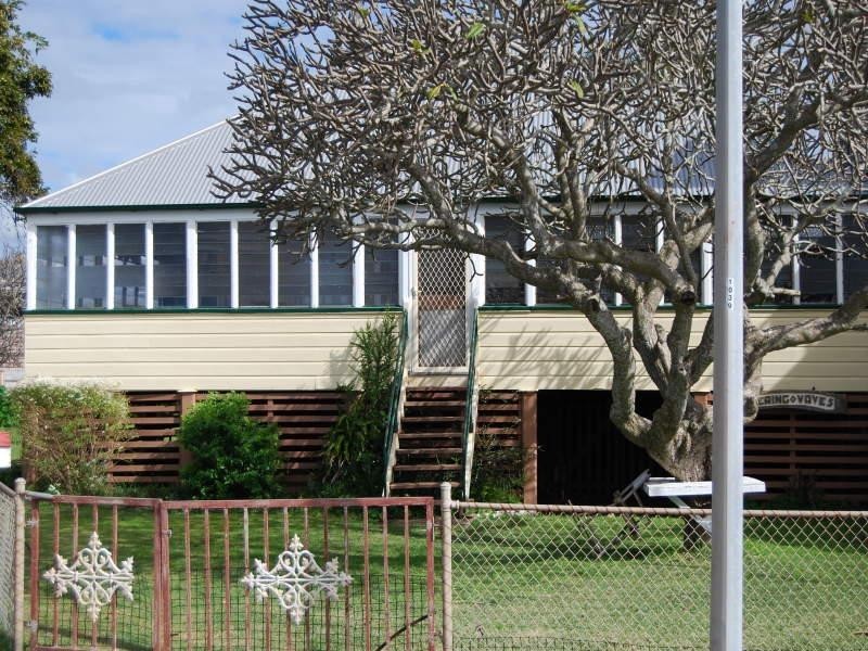 49 Waterloo Esplanade, Wynnum QLD 4178