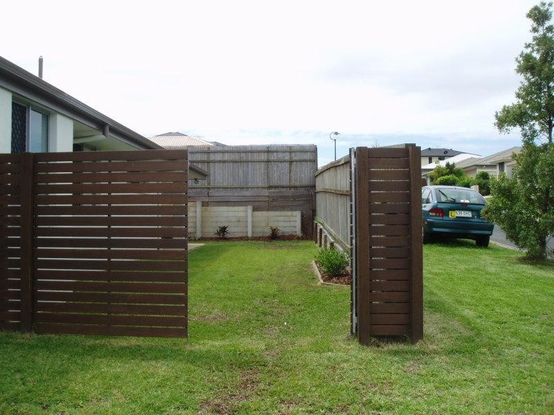 1 Dundee Crescent, Wakerley QLD 4154