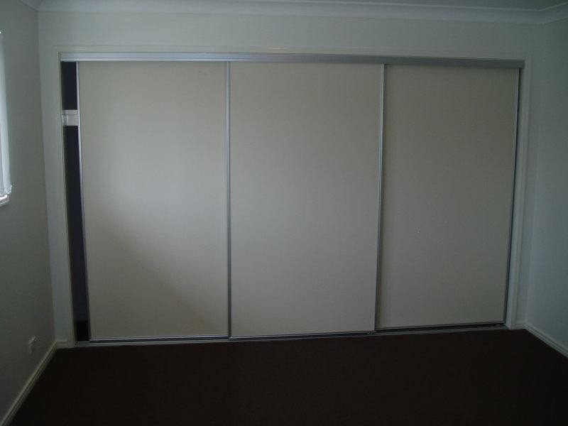 1 Dundee Crescent, Wakerley QLD 4154