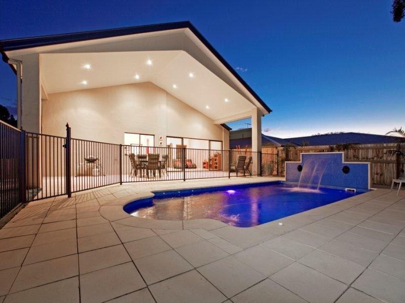 16 Baychester, Wakerley QLD 4154