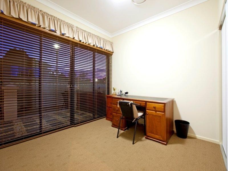 16 Baychester, Wakerley QLD 4154