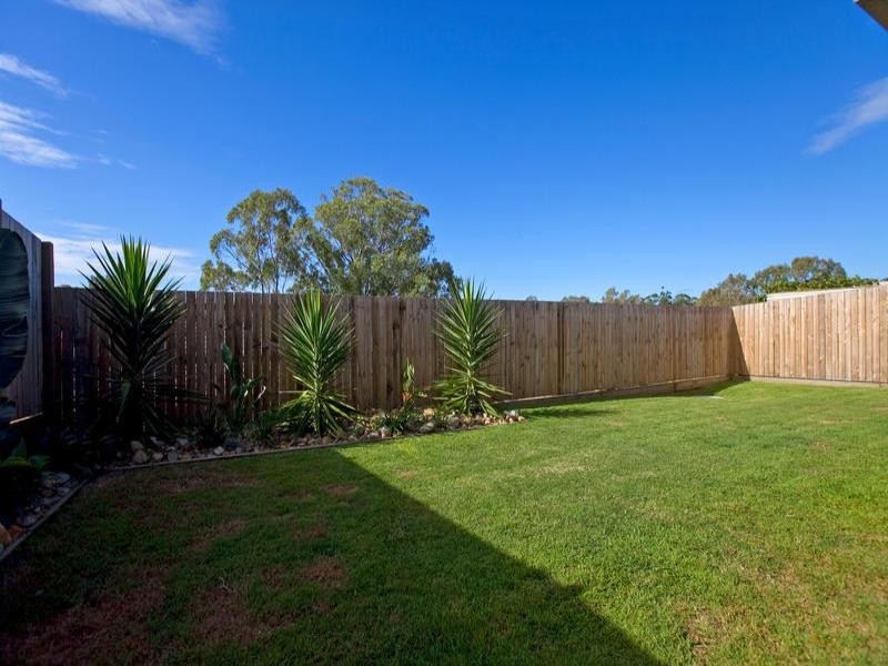 15 Bailey Street, Wakerley QLD 4154