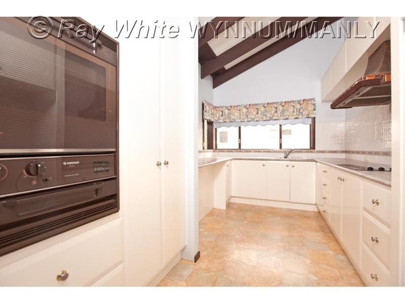 83 Carlton Terrace, Wynnum QLD 4178