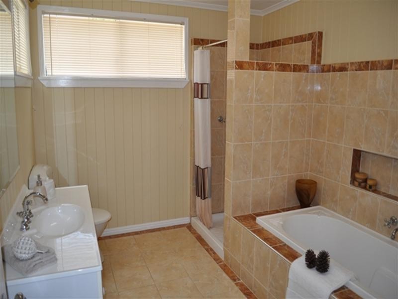 58 Uplands Terrace, Wynnum QLD 4178