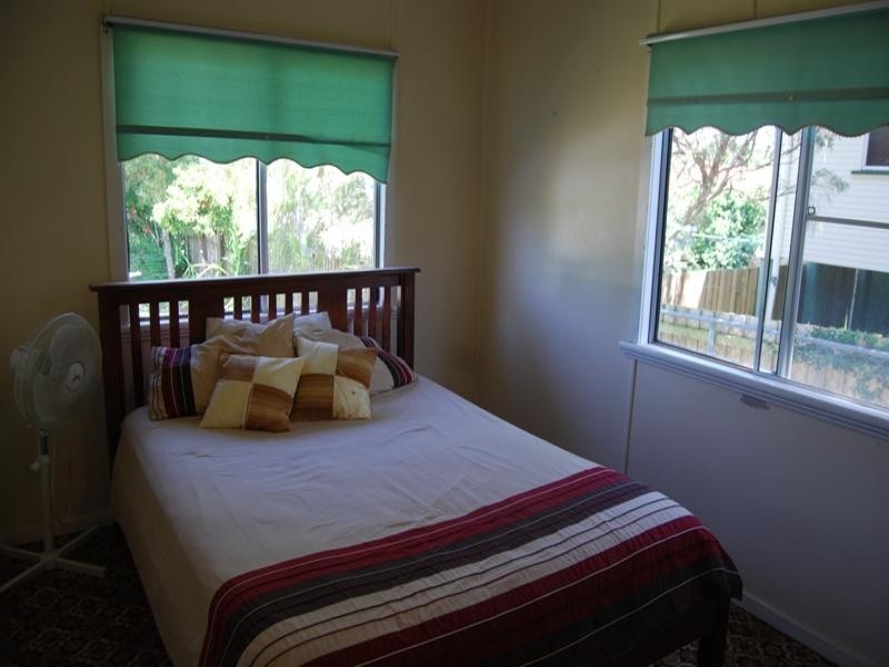 67 Major Street, Manly West QLD 4179