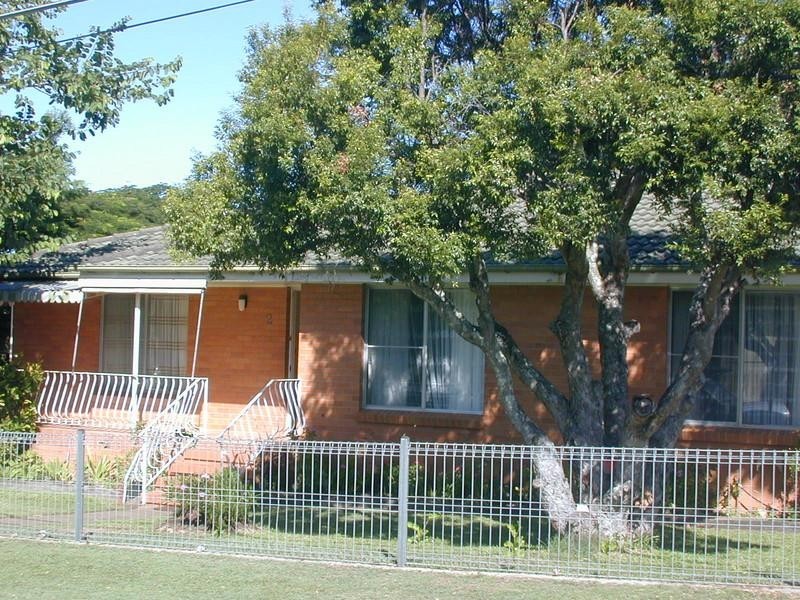 2 Drysdale Street, Wynnum West QLD 4178