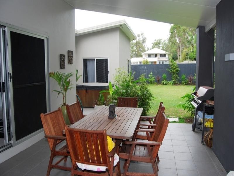 75 Lockwood Crescent, Manly West QLD 4179