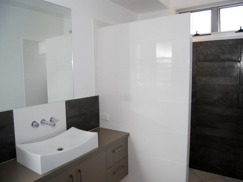 75 Lockwood Crescent, Manly West QLD 4179