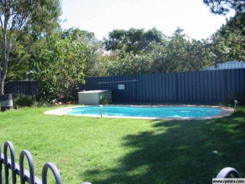 45 Bellevue Parade, Lota QLD 4179