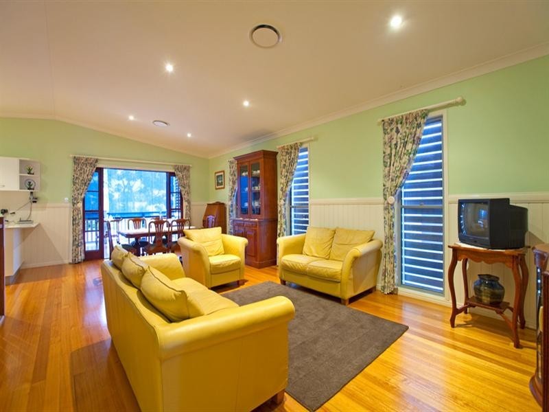 51 Ryder Street, Wynnum QLD 4178