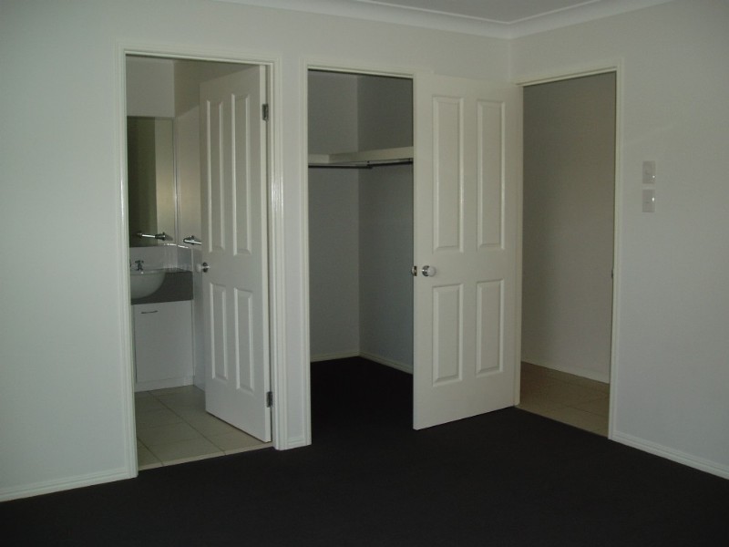 10 Tallis Street, Wakerley QLD 4154