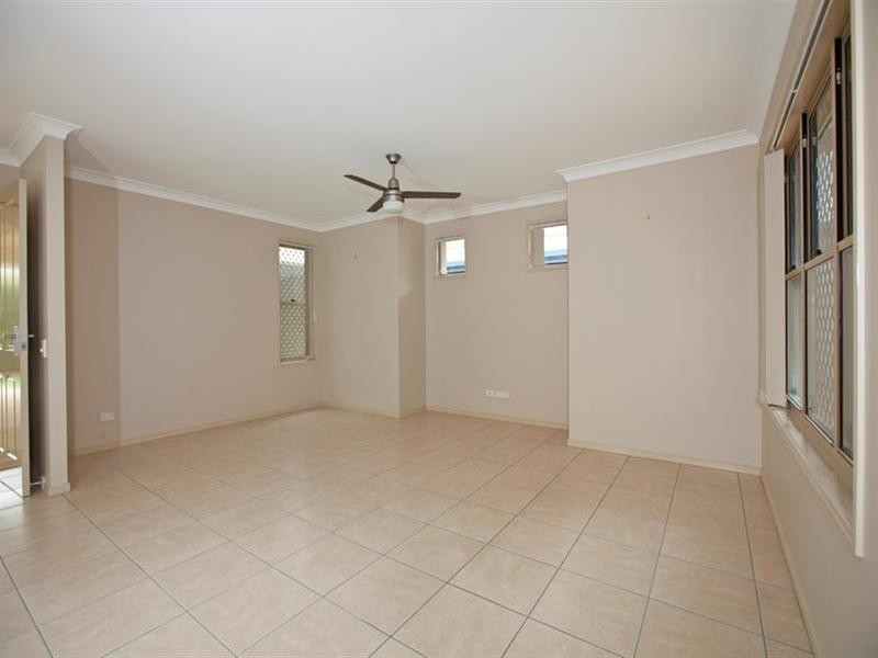 196 Pine Street, Wynnum QLD 4178