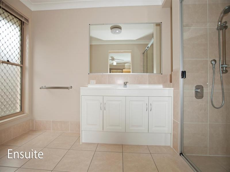 196 Pine Street, Wynnum QLD 4178