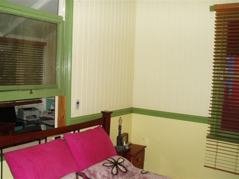 25 Annie Street, Woolloongabba QLD 4102