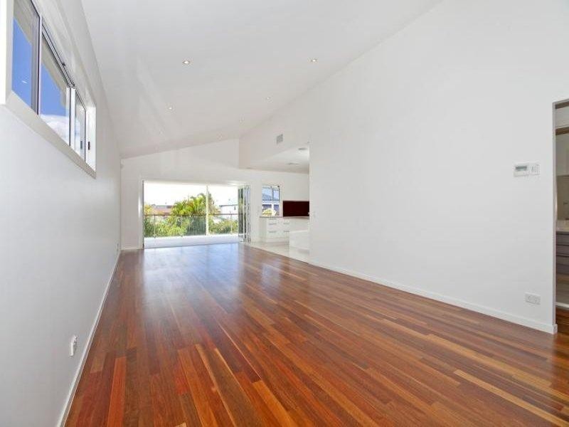 13 Pine Street, Wynnum QLD 4178